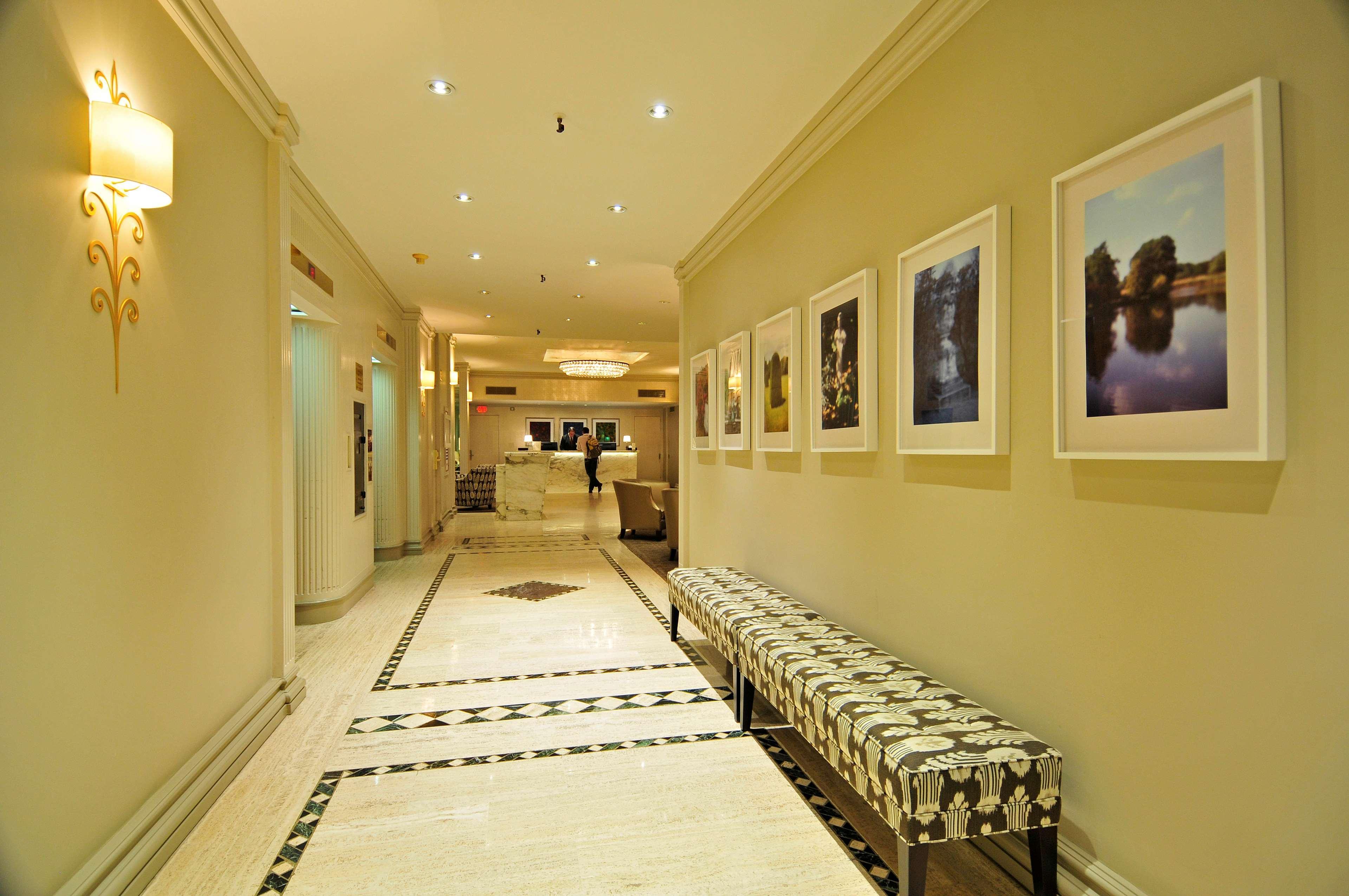 Lombardy Apartahotel 4*